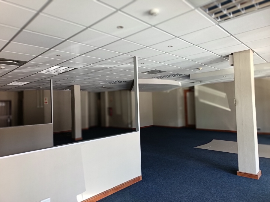 To Let commercial Property for Rent in Bo Oakdale Western Cape